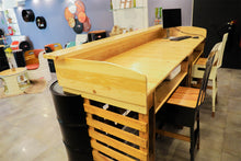 Load image into Gallery viewer, Pallet Counter Table